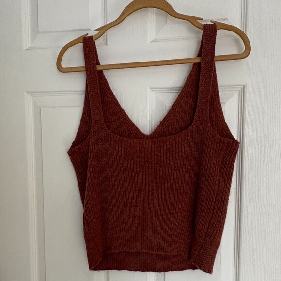 Sweater Tank Top (She & Sky) - Picture 2 of 3